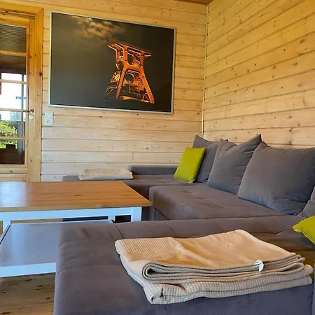Doppelhaushaelfte In Vakantiehuis *